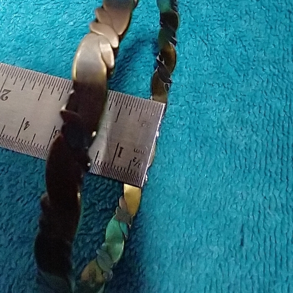 Elegant Silver And Brass Bangle Twisted Flat Bracelet Vintage - Picture 2 of 4